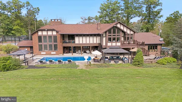 $1,095,000 | 1554 West 7th Street, Tyrone, PA 16686
