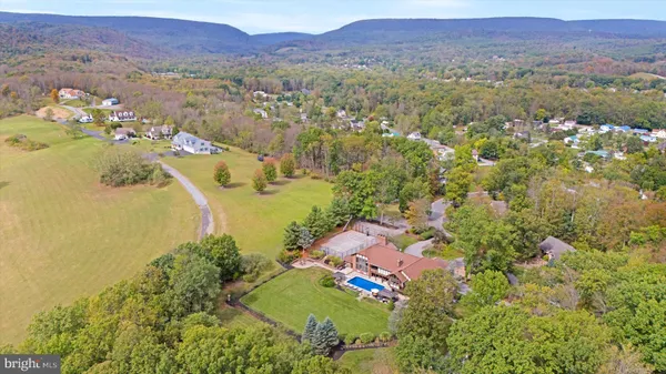 $1,095,000 | 1554 West 7th Street, Tyrone, PA 16686