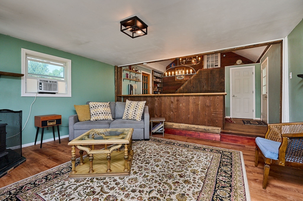 666 Montgomery Road Westfield, MA 01085 - Photo 15 of 42