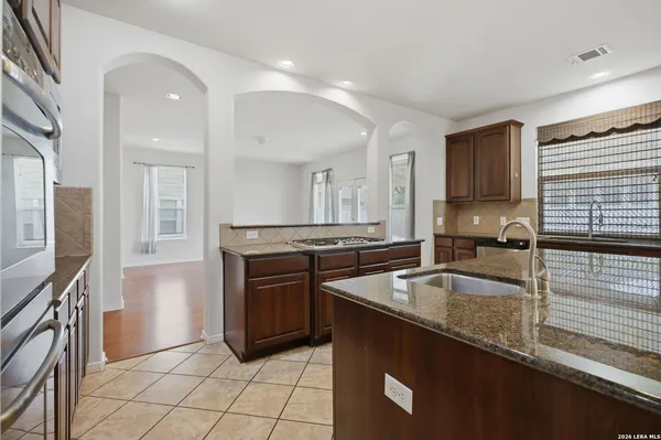 $415,000 | 140 Brook Shire, Cibolo, TX 78108