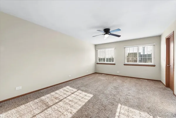 $2,500 | 875 Dogwood Lane, Lake In The Hills, IL 60156