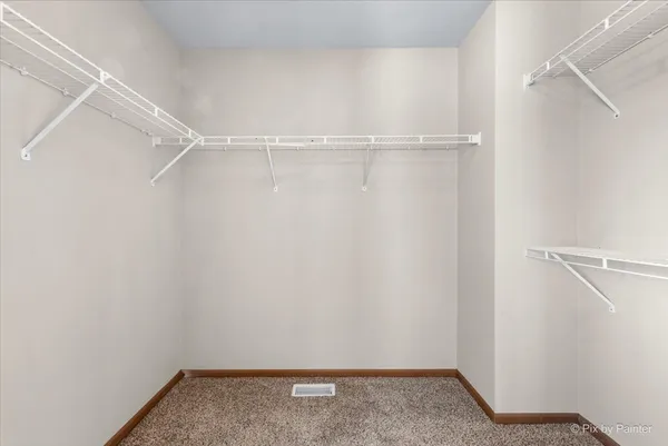 $2,500 | 875 Dogwood Lane, Lake In The Hills, IL 60156