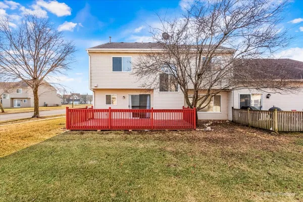 $2,500 | 875 Dogwood Lane, Lake In The Hills, IL 60156