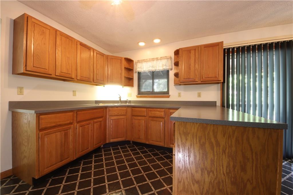 730 East Stop 11 Road Indianapolis, IN 46227 - Photo 4 of 20 Gallery Image 4