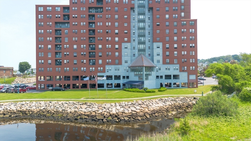 750 Davol Street, Unit 324 Fall River, MA 02720 - Photo 40 of 42