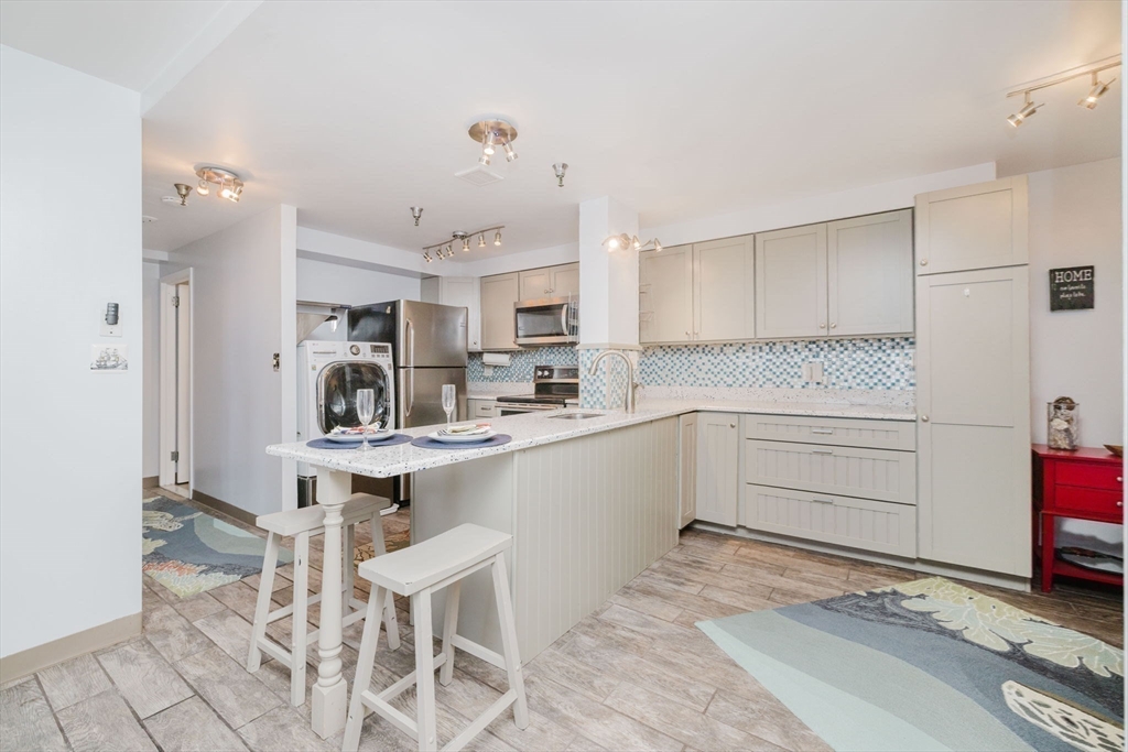 750 Davol Street, Unit 324 Fall River, MA 02720 - Photo 9 of 42