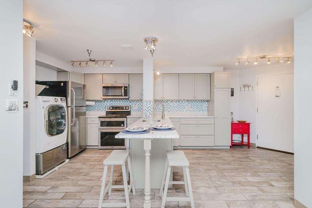 750 Davol Street, Unit 324 Fall River, MA 02720 - Photo 10 of 42