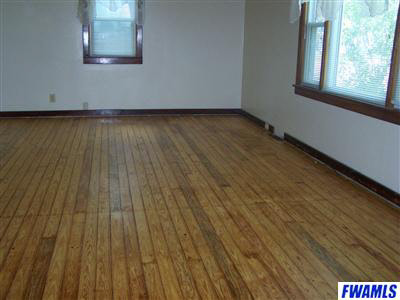 1010 Winchester Street Decatur, IN 46733 - Photo 2 of 5