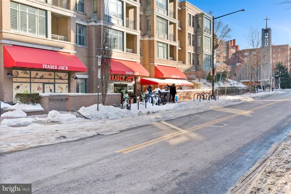 $2,650 | 1111 25th Street Northwest, Unit 512, Washington, DC 20037