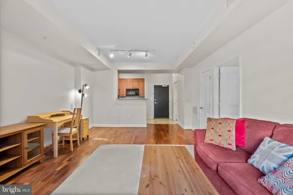 $2,650 | 1111 25th Street Northwest, Unit 512, Washington, DC 20037