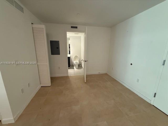 31 Southeast 6th Street, Unit 1804 Miami, FL 33131 - Photo 6 of 15 a view of empty room