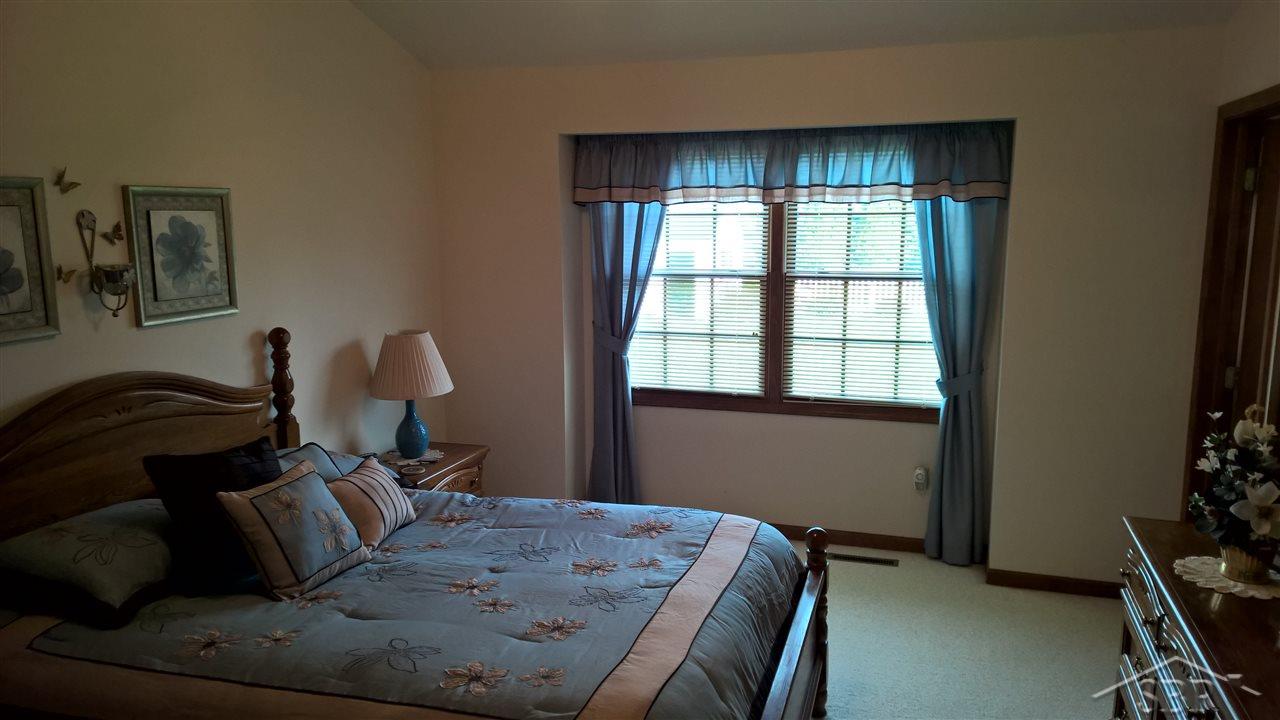 2148 North Graham Road Freeland, MI 48623 - Photo 21 of 41 31285287-20.JPG