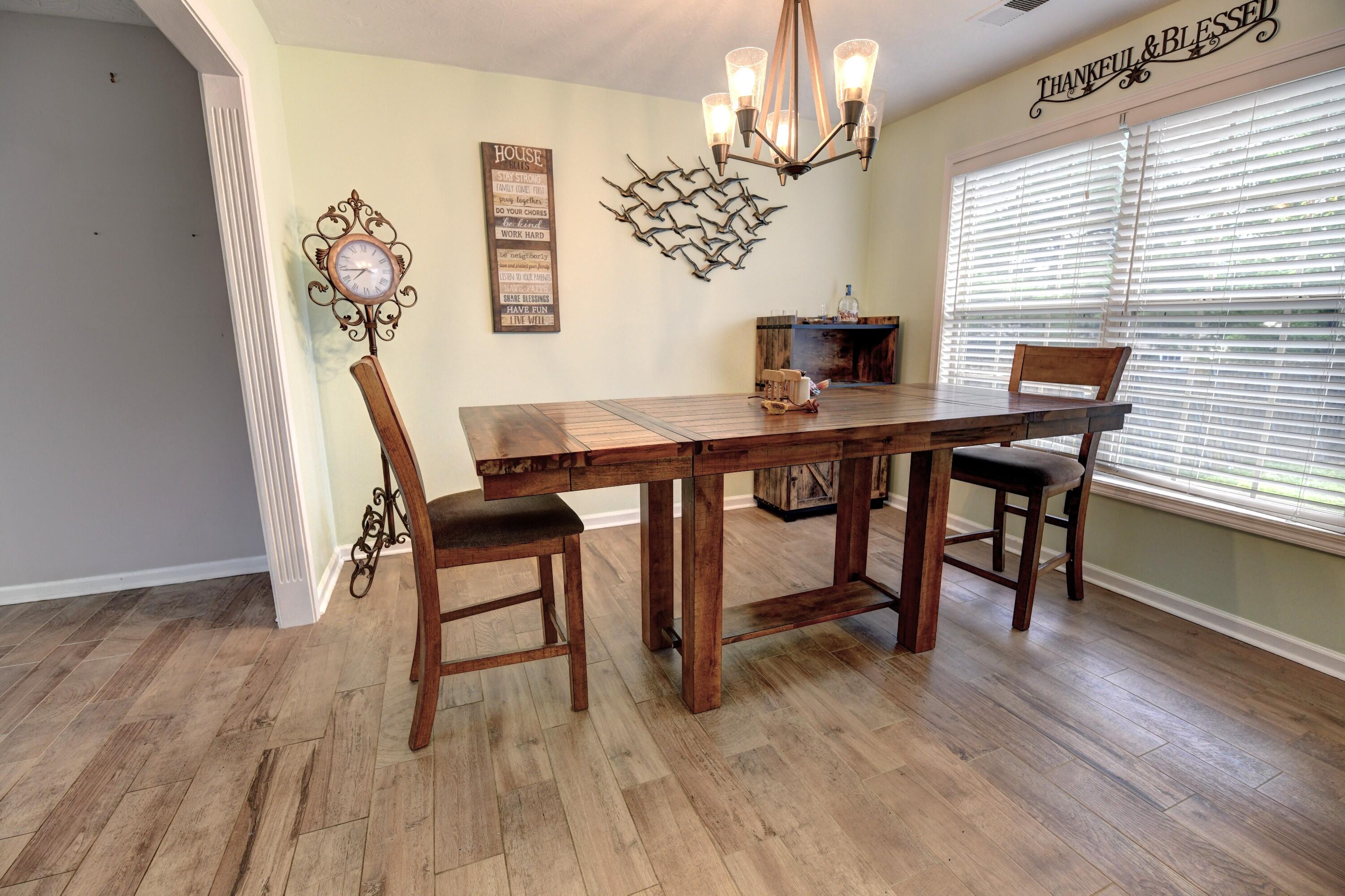2820 Sandersville Road Lexington, KY 40511 - Photo 8 of 40 DSC_7428_29_30
