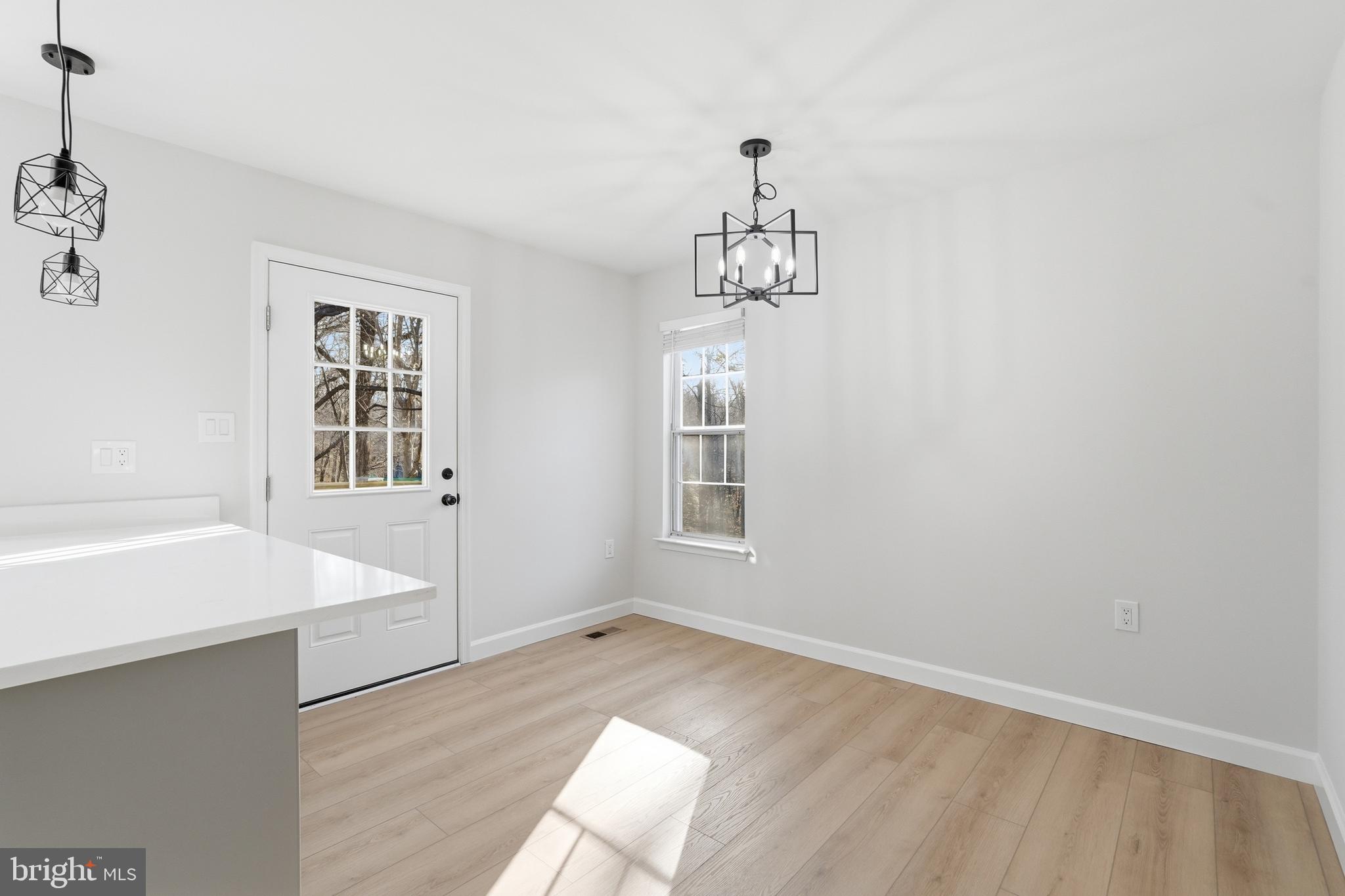 15327 Inlet Place Dumfries, VA 22025 - Photo 14 of 39