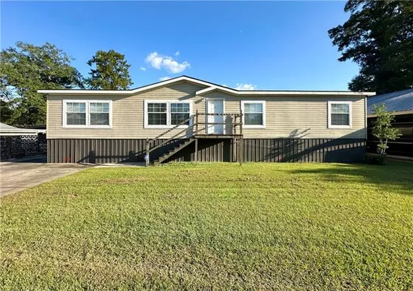 $169,000 | 32000 Tetanne Drive, Springfield, LA 70462