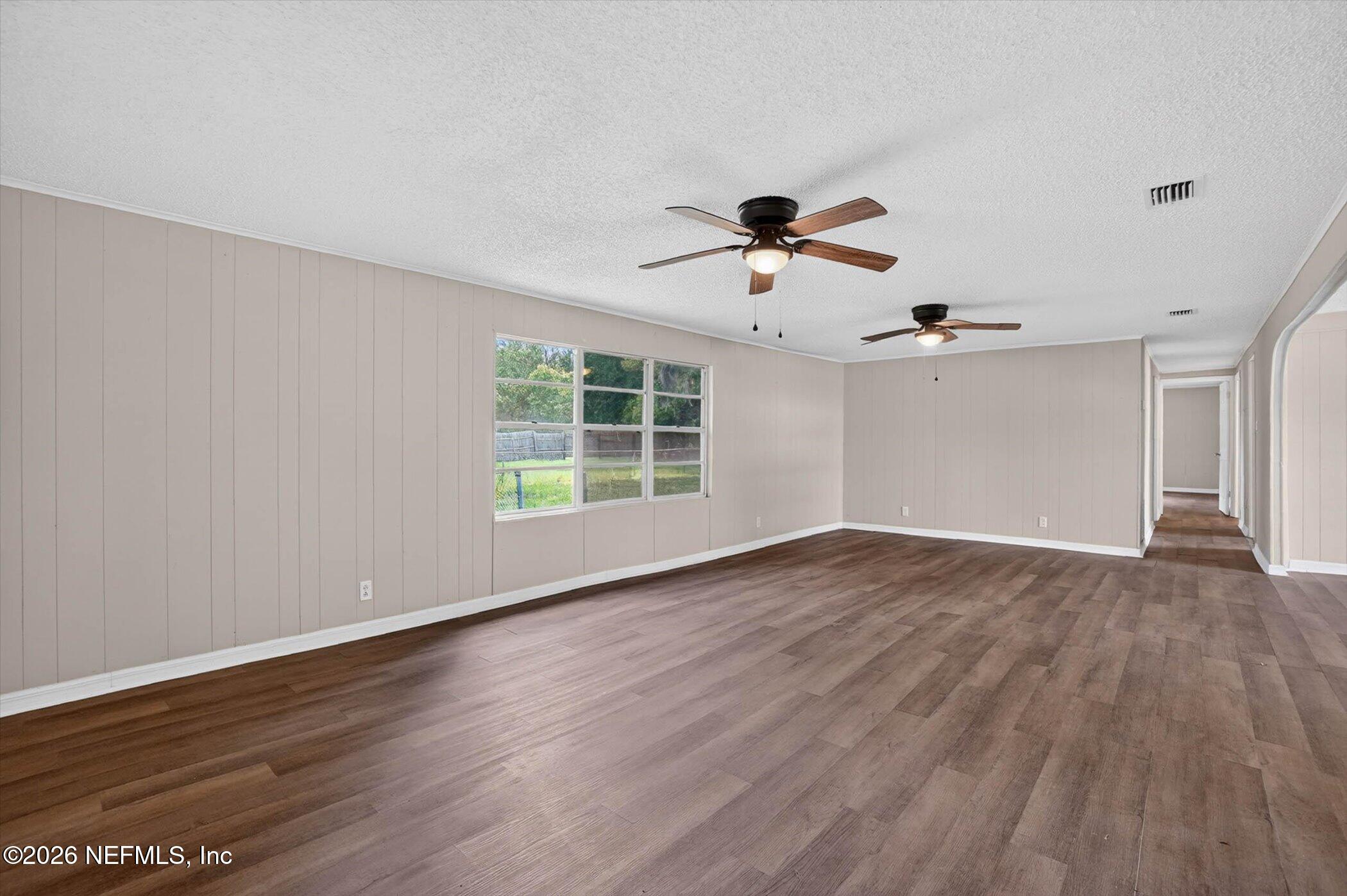 160 Southwest 9th Avenue Lake Butler, FL 32054 - Photo 9 of 42 07-160-SW-9th-Ave-WindowStill-Photograph