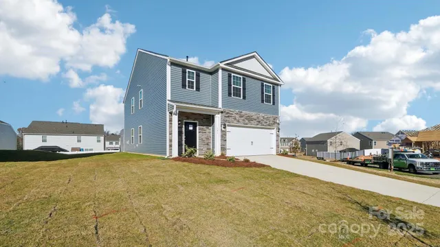 $339,000 | 141 East Meadowview Drive, Statesville, NC 28677