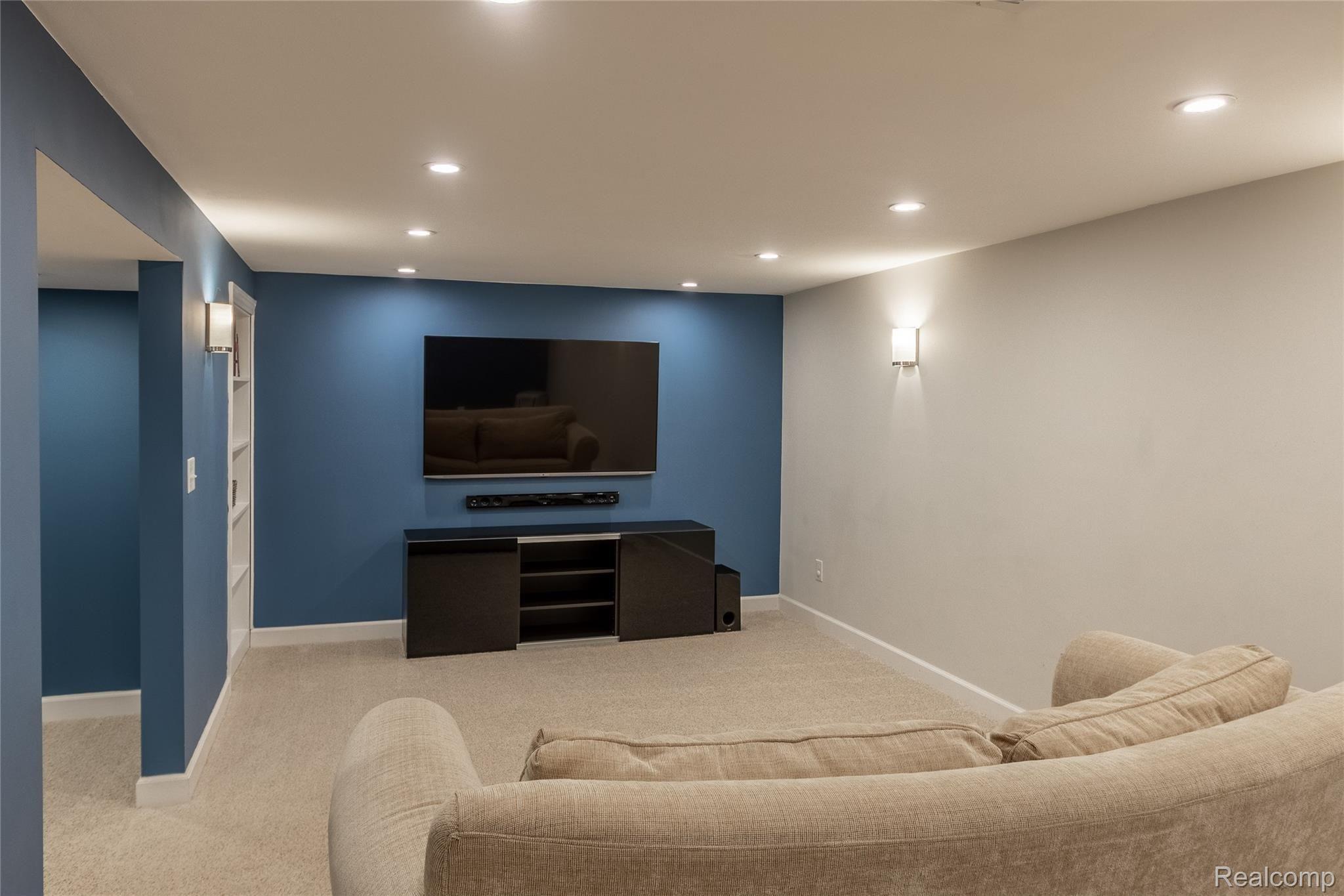 2271 Haslett Road East Lansing, MI 48823 - Photo 35 of 48 Final-38.jpg