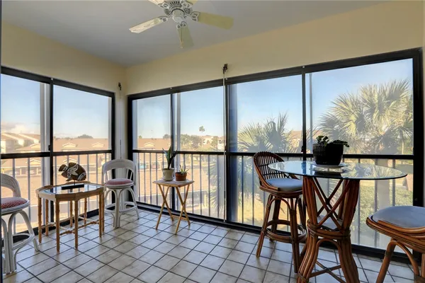 $219,900 | 6175 South Mirror Lake Drive, Unit 301, Sebastian, FL 32958