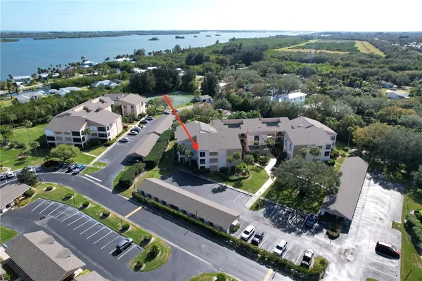 $219,900 | 6175 South Mirror Lake Drive, Unit 301, Sebastian, FL 32958