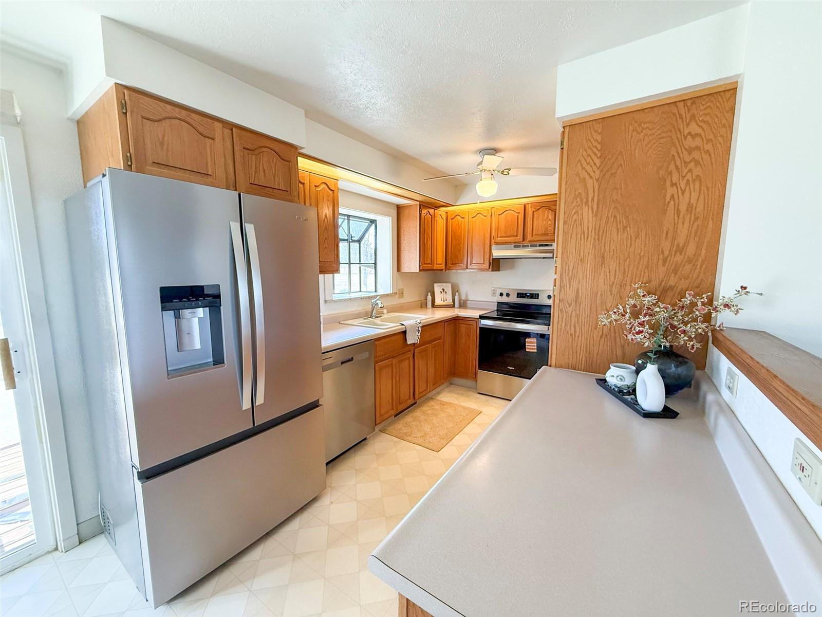 8896 Niwot Road Niwot, CO 80503 - Photo 18 of 48