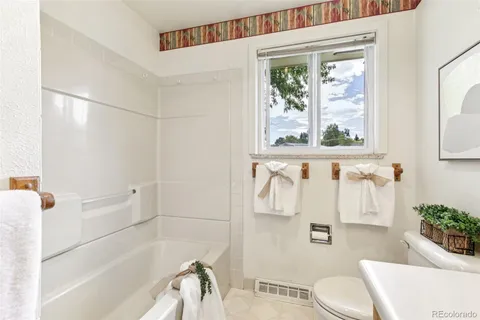 $685,000 | 8896 Niwot Road, Niwot, CO 80503