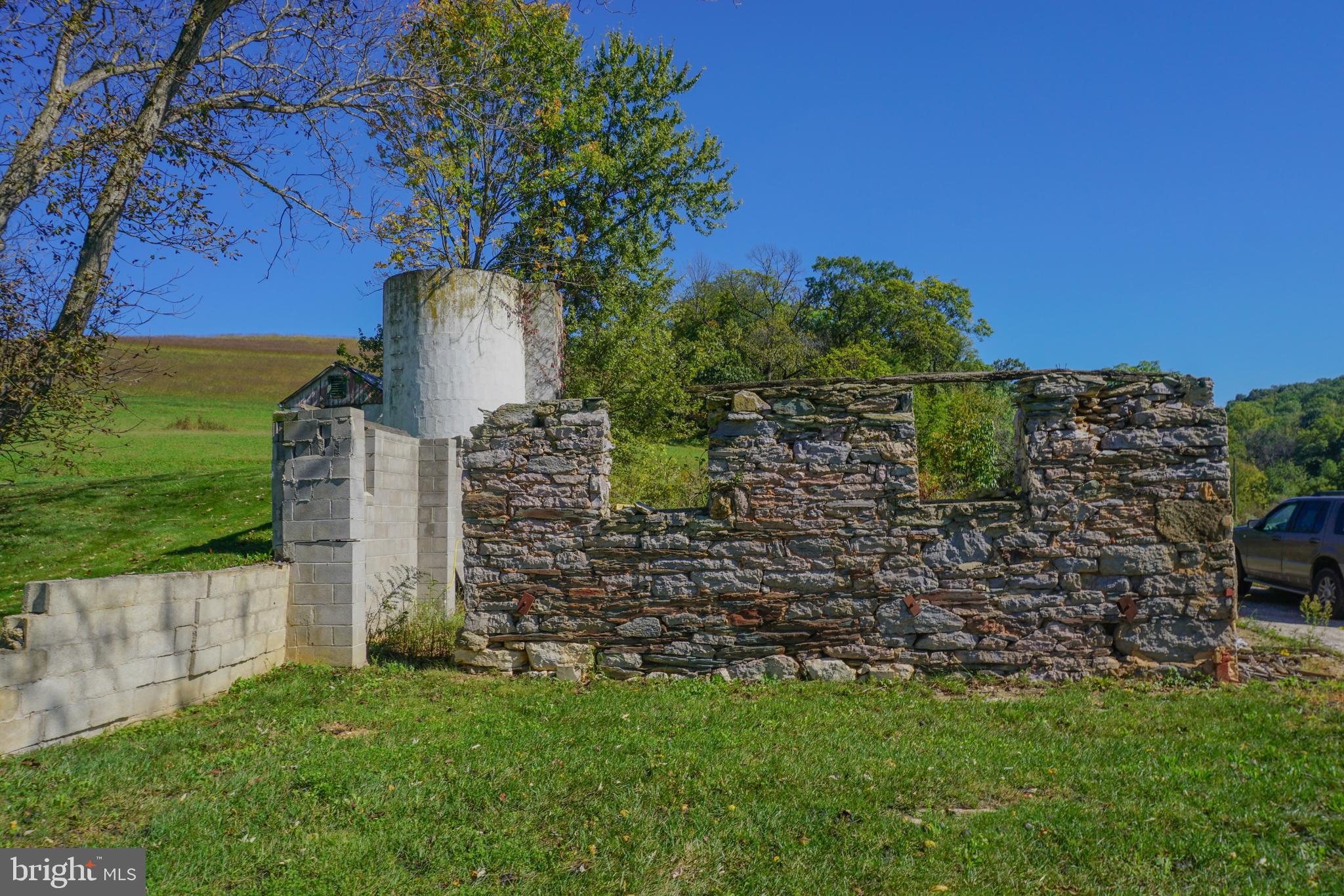 4205 Sams Creek Road New Windsor, MD 21776 - Photo 63 of 103 a view of a garden from a building