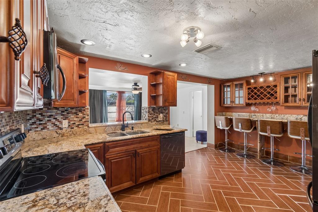10804 Manchester Road Port Richey, FL 34668 - Photo 22 of 53 Gallery Image 22