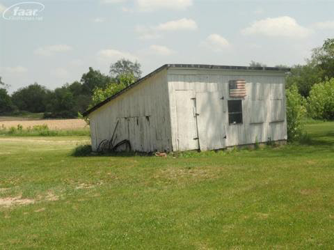 7077 East Pierson Road Davison, MI 48423 - Photo 5 of 9 20132312-4.JPG