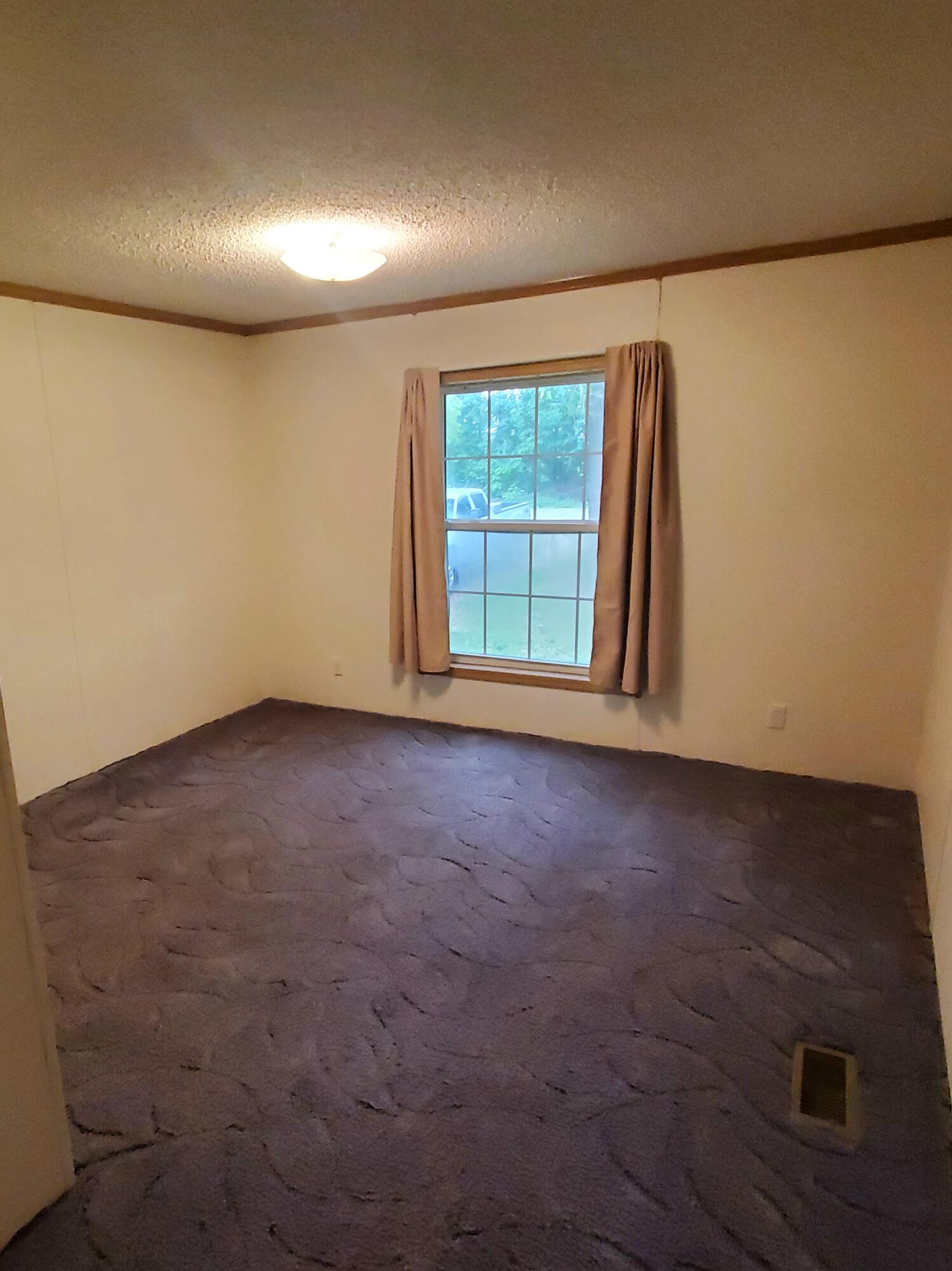 18574 North Airport Road Three Rivers, MI 49093 - Photo 18 of 25 20220606_135654