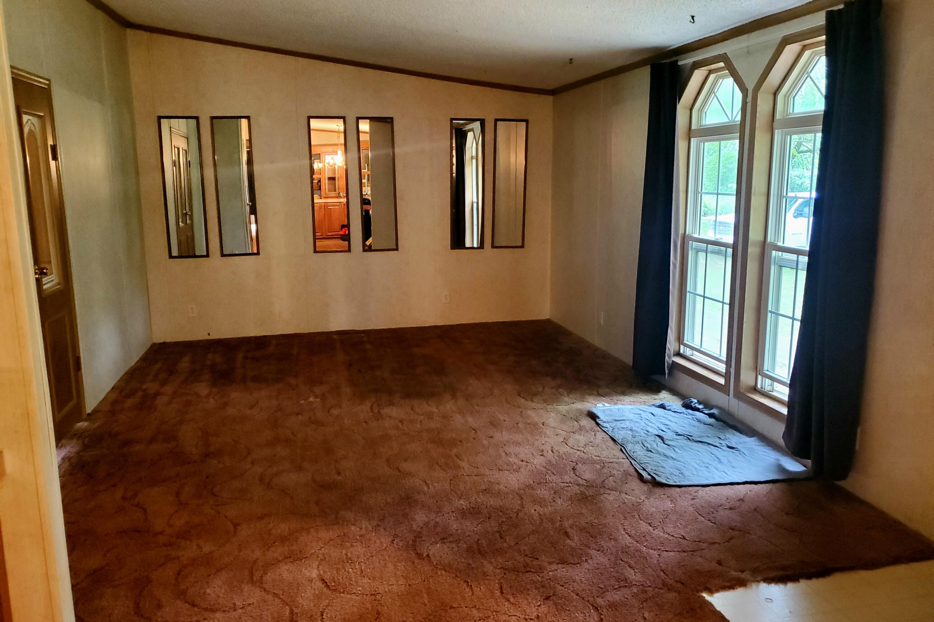 18574 North Airport Road Three Rivers, MI 49093 - Photo 10 of 25 20220606_135213