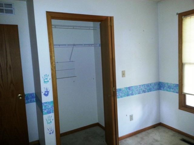 113 King Henry Road Southeast Poplar Grove, IL 61065 - Photo 8 of 12 Gallery Image 8