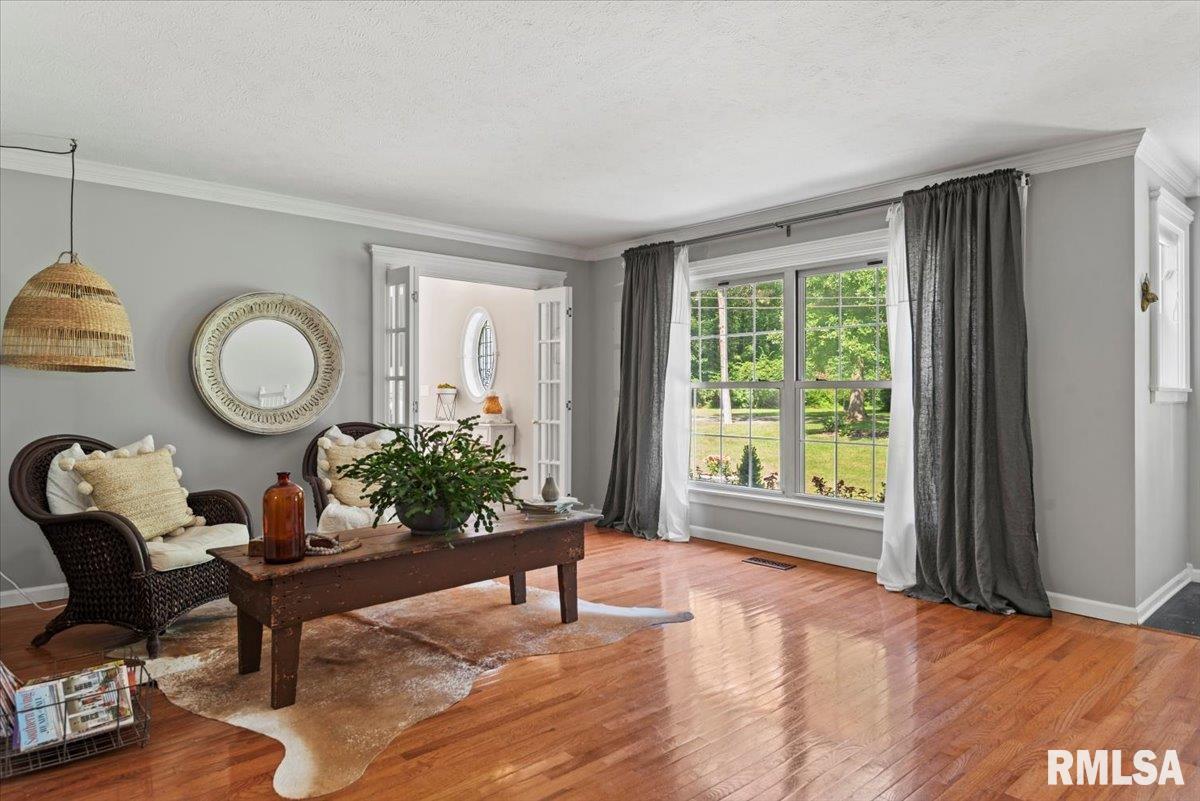 57 Oak Lane Springfield, IL 62712 - Photo 7 of 50