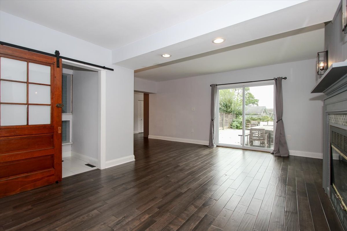 63 Fairway Road Lake Zurich, IL 60047 - Photo 15 of 33 Gallery Image 15