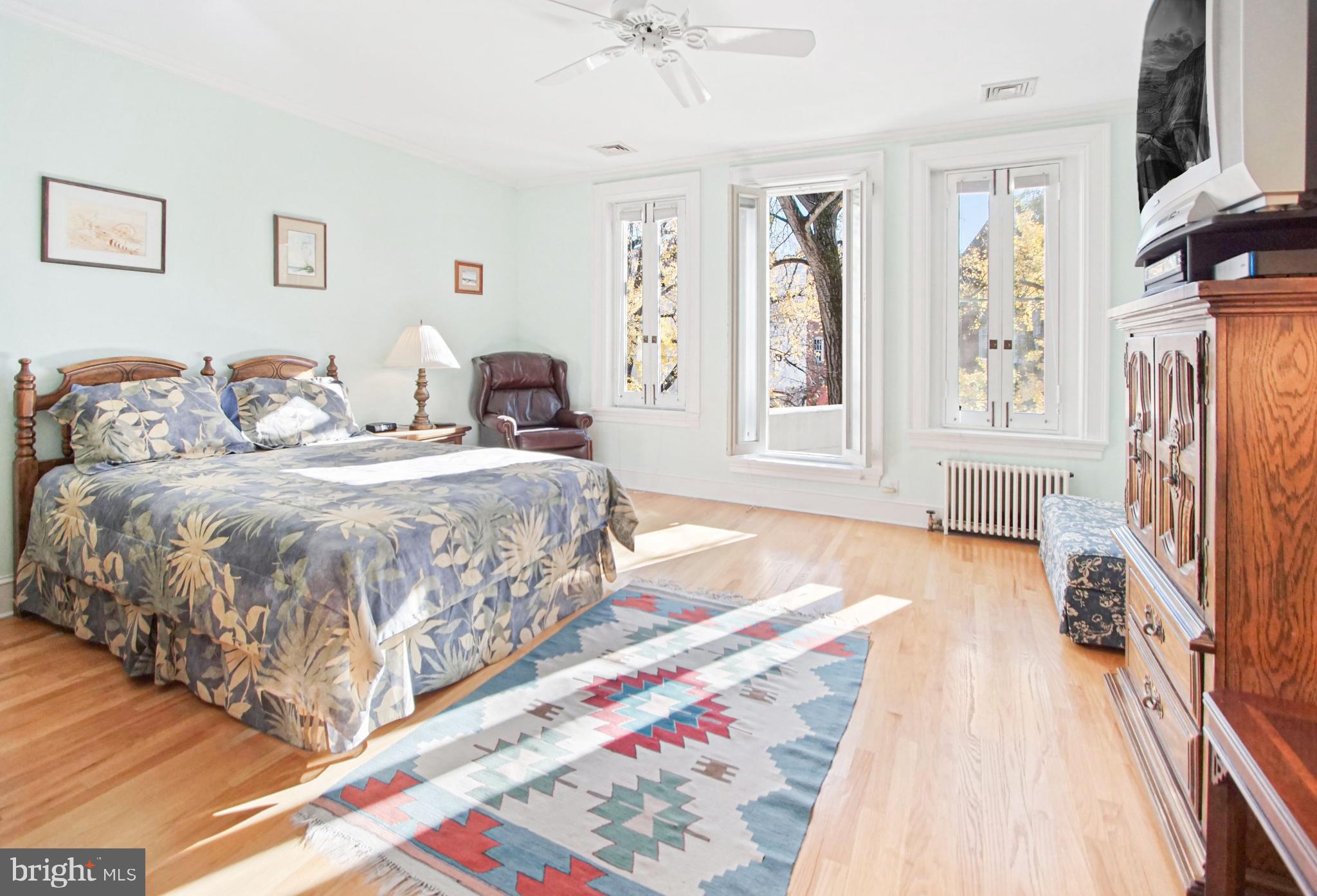 1723 Riggs Place Northwest Washington, DC 20009 - Photo 23 of 40