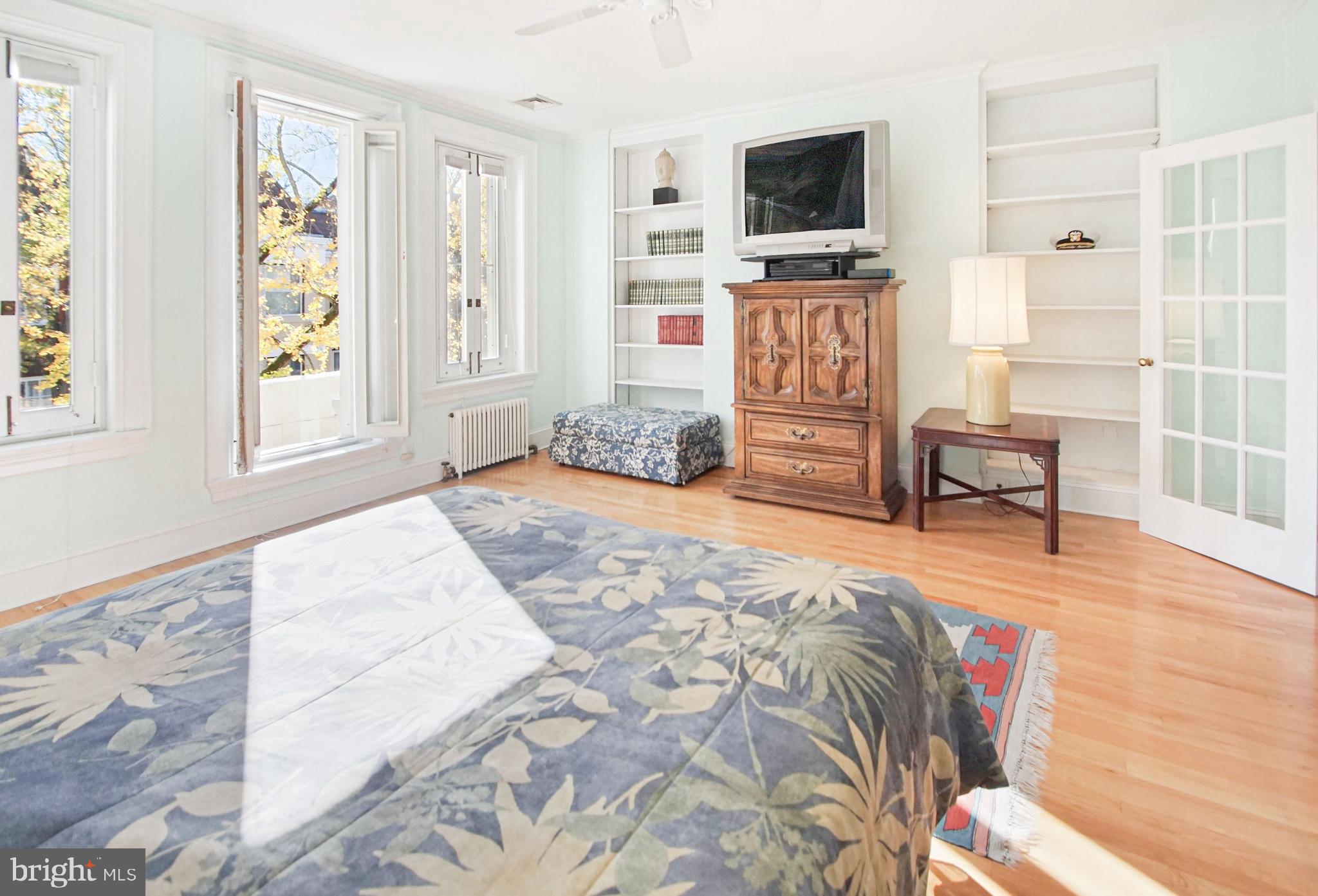 1723 Riggs Place Northwest Washington, DC 20009 - Photo 24 of 40