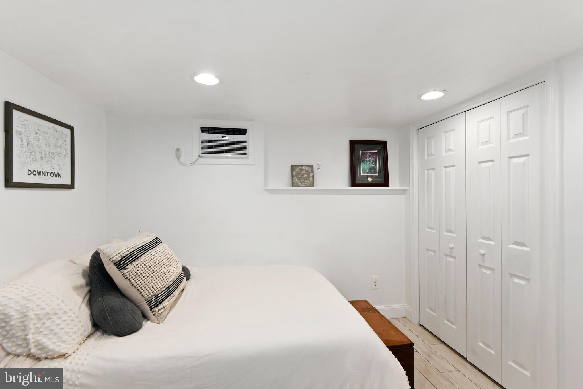 1723 Riggs Place Northwest Washington, DC 20009 - Photo 38 of 40