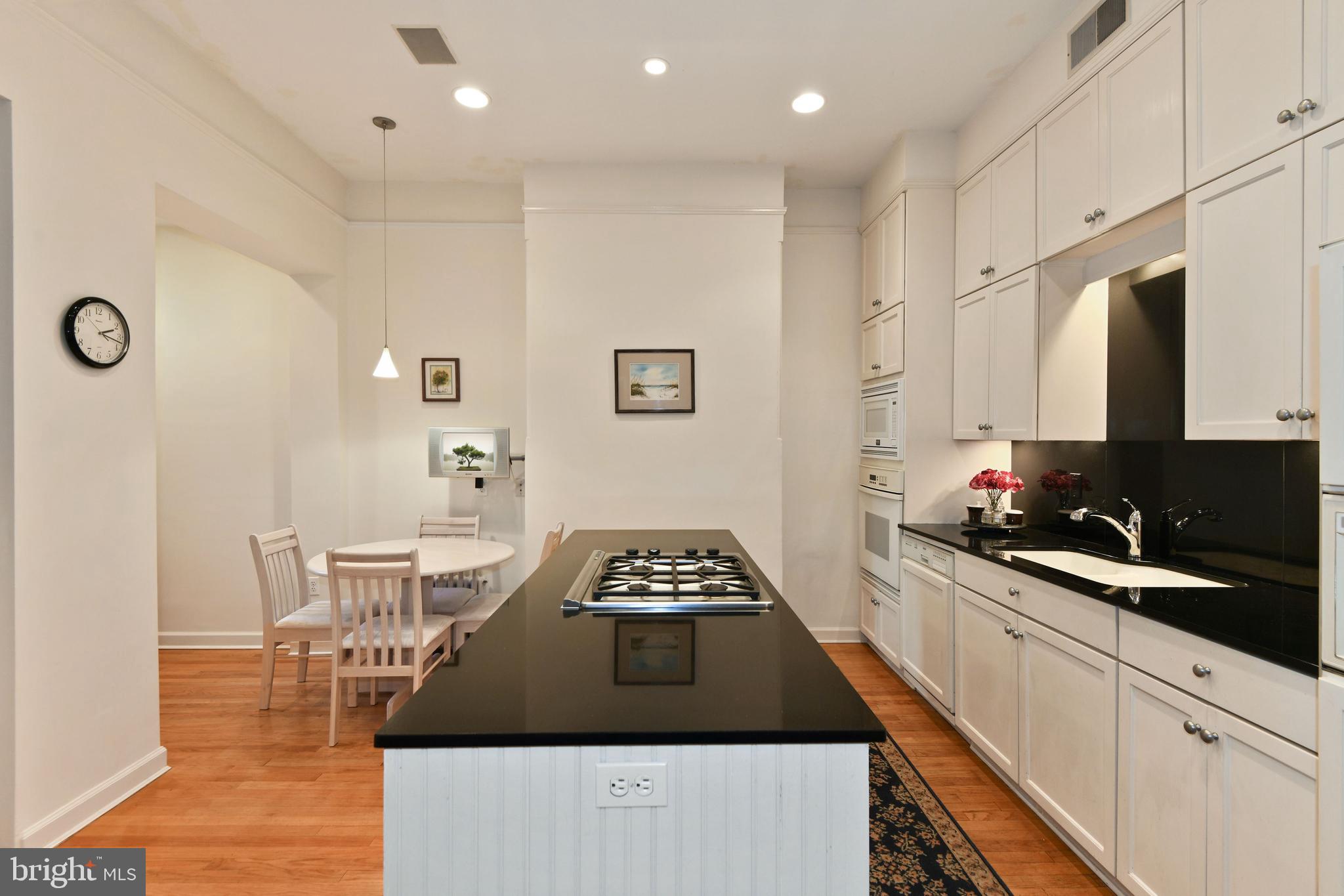 1723 Riggs Place Northwest Washington, DC 20009 - Photo 7 of 40