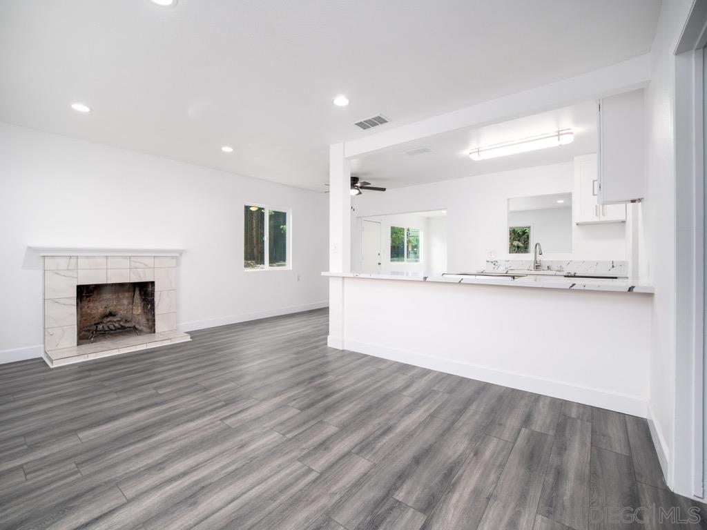 578 Tolouse Avenue Riverside, CA 92501 - Photo 5 of 22
