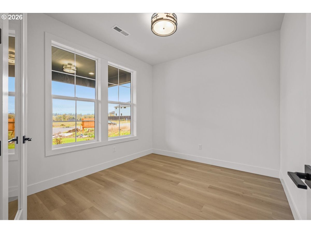 3525 North 11th Circle Ridgefield, WA 98642 - Photo 5 of 45