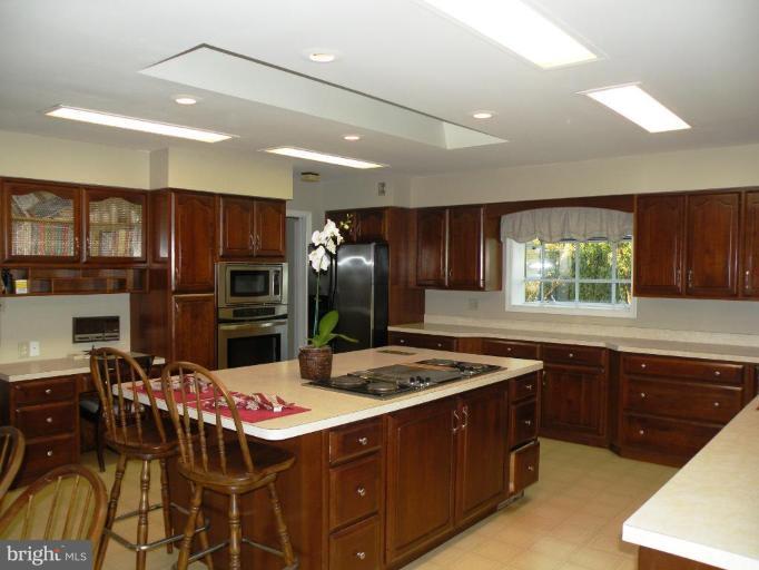 3005 Bennett Point Road Queenstown, MD 21658 - Photo 6 of 30 Kitchen #2