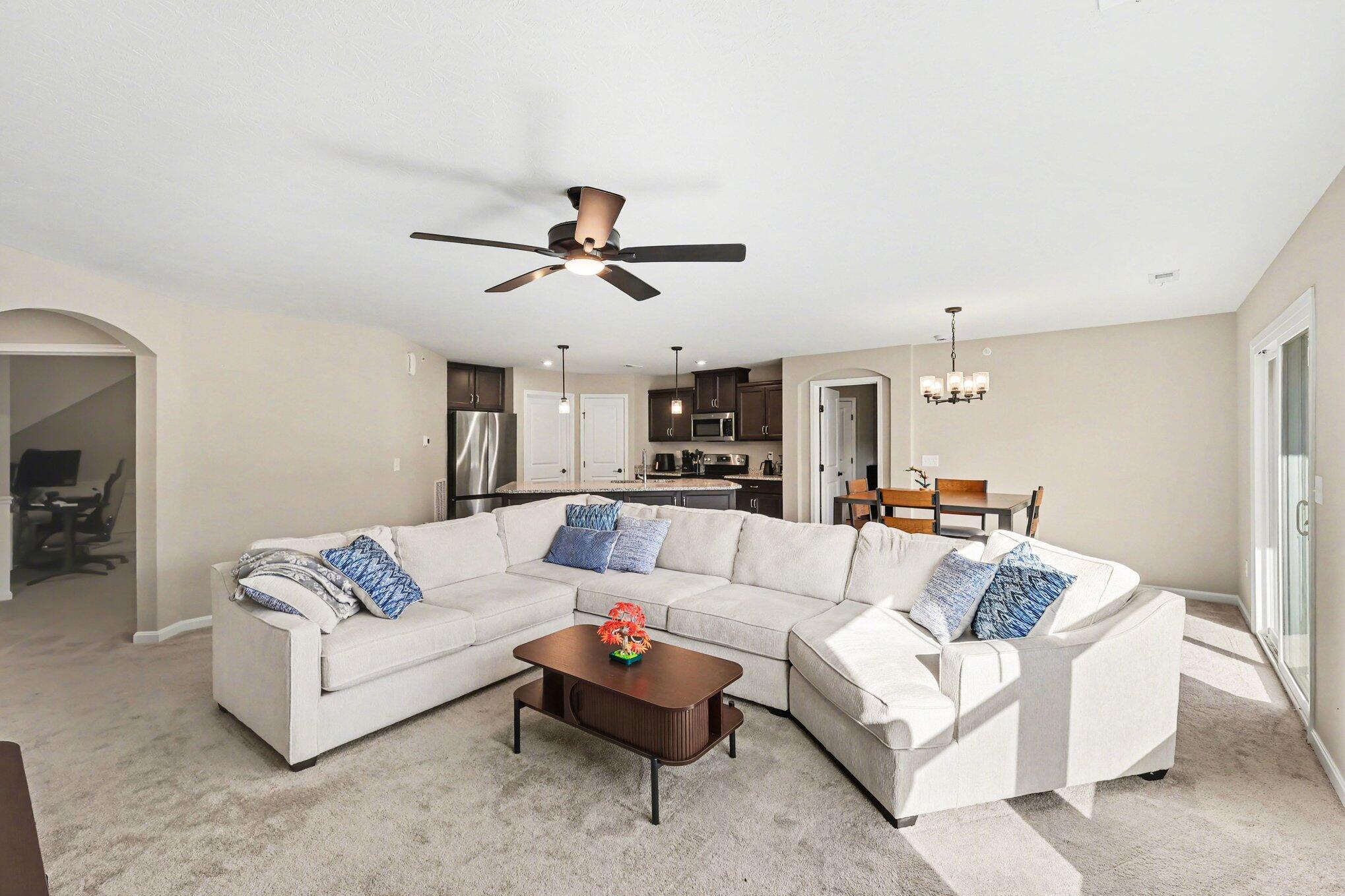 2491 Bella Ridge, Unit 403104 Covington, KY 41011 - Photo 7 of 33