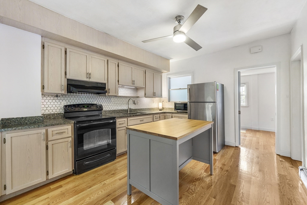 281 Chelsea Street, Unit 2 Boston, MA 02128 - Photo 3 of 19 Gallery Image 3