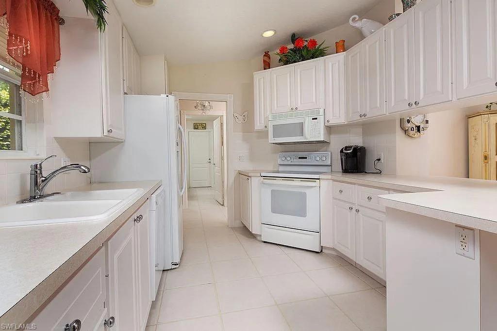 4509 Ossabaw Way Naples, FL 34119 - Photo 2 of 9
