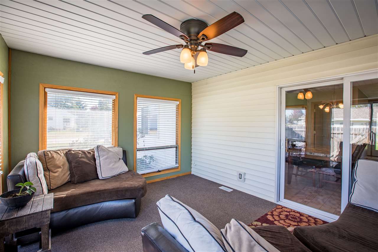 108 Sand Run Road Fruitland, IA 52749 - Photo 9 of 24 Gallery Image 9