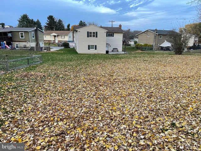 $349,900 | 270 Canary Circle, York, PA 17404