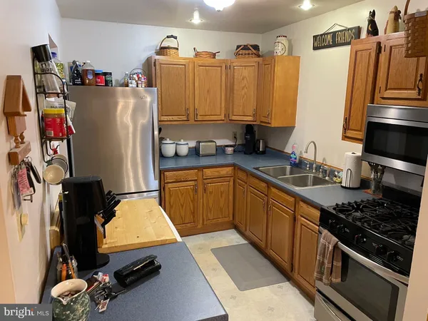 $329,900 | 270 Canary Circle, York, PA 17404