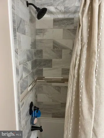 $349,900 | 270 Canary Circle, York, PA 17404