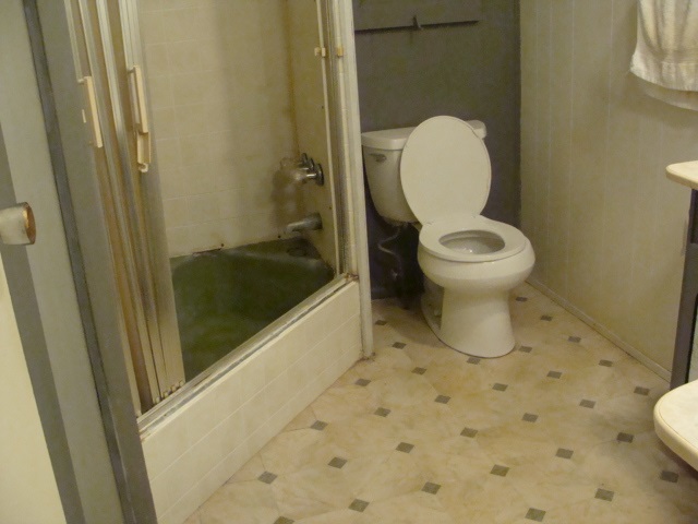 2141 North Huron Road Pinconning, MI 48650 - Photo 3 of 15 1841096-2.JPG
