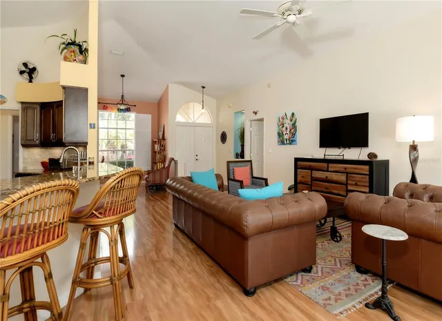 $3,100 | 1152 Clippers Way, Tarpon Springs, FL 34689